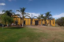 Compania Tequilera Puerta de Hierro - Fabrica de Tequila - El Arenal